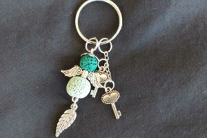 Engel sleutelhanger van lavasteen