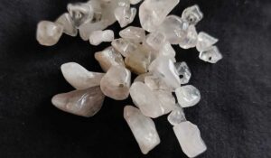 Read more about the article Rozenkwarts chips