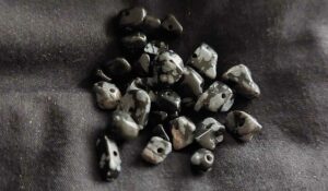 Read more about the article Snowflake obsidiaan chips