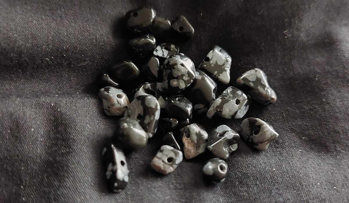 Read more about the article Snowflake obsidiaan chips